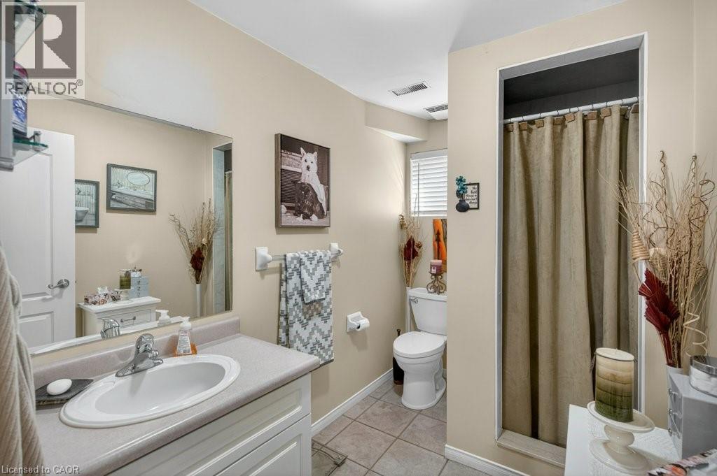 35 HEPBURN Crescent - 27