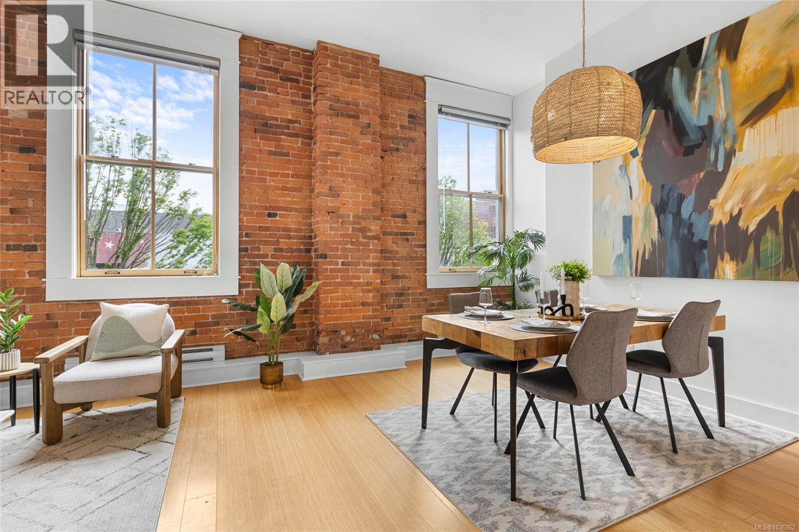 #203 610 Johnson St - 1