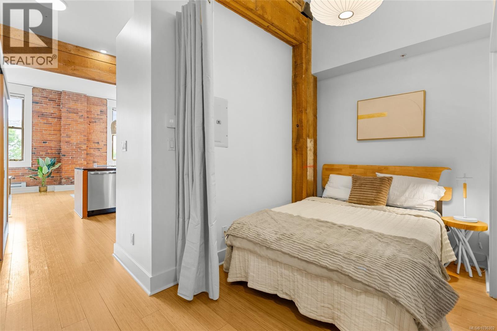 #203 610 Johnson St - 19