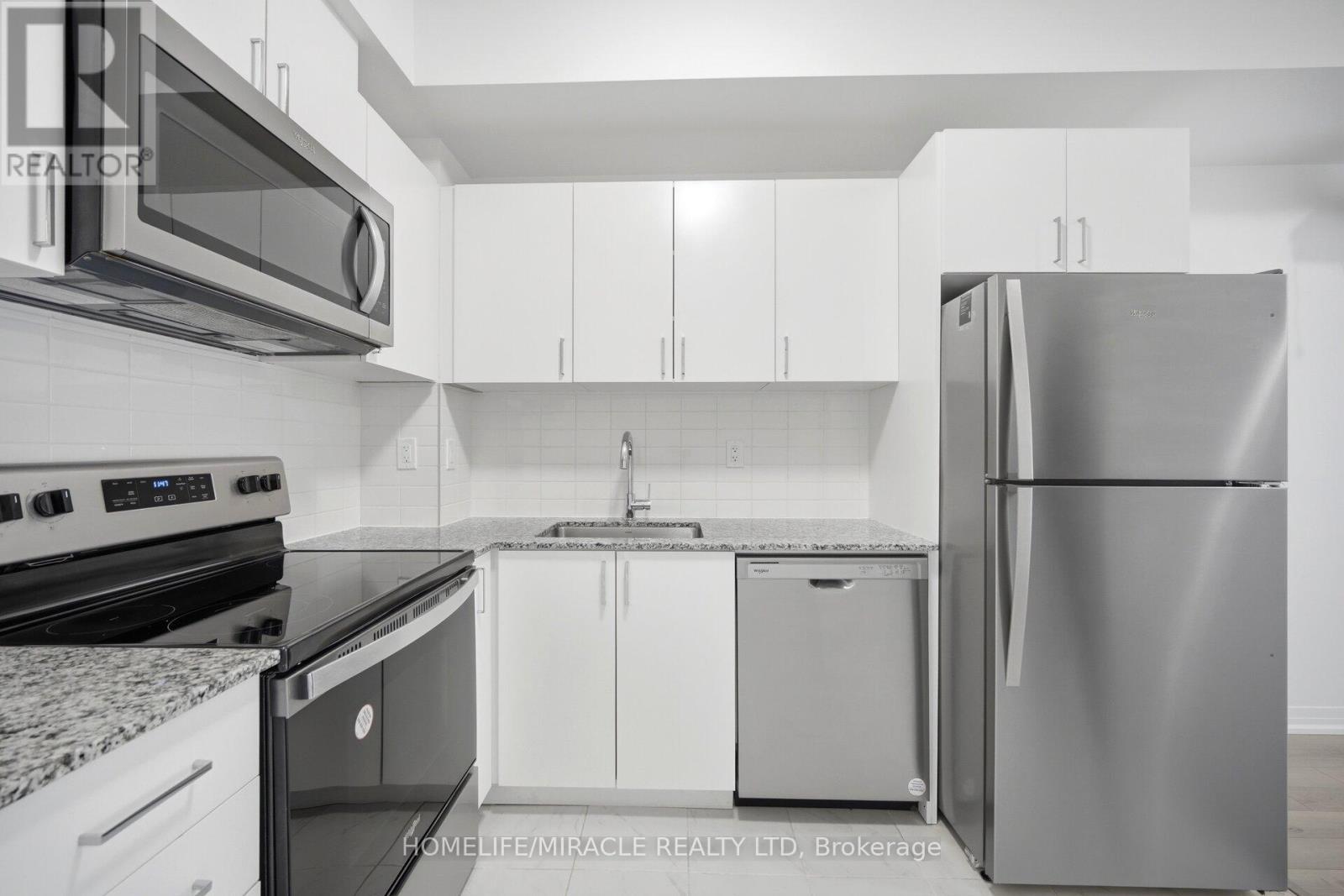 #18 30 LIBEN WAY - 13