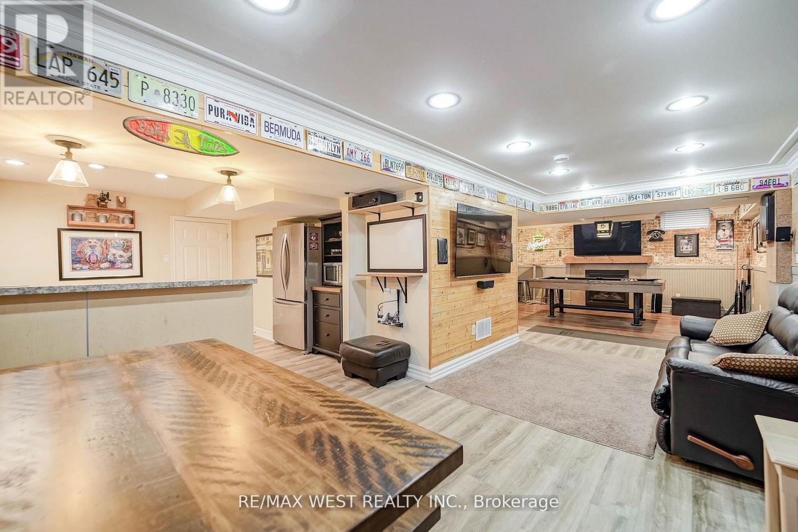 31 GARRIOCK COURT - 20