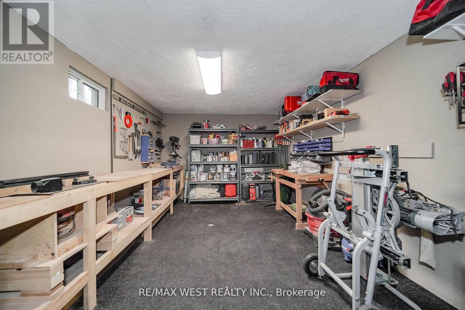 31 GARRIOCK COURT - 25