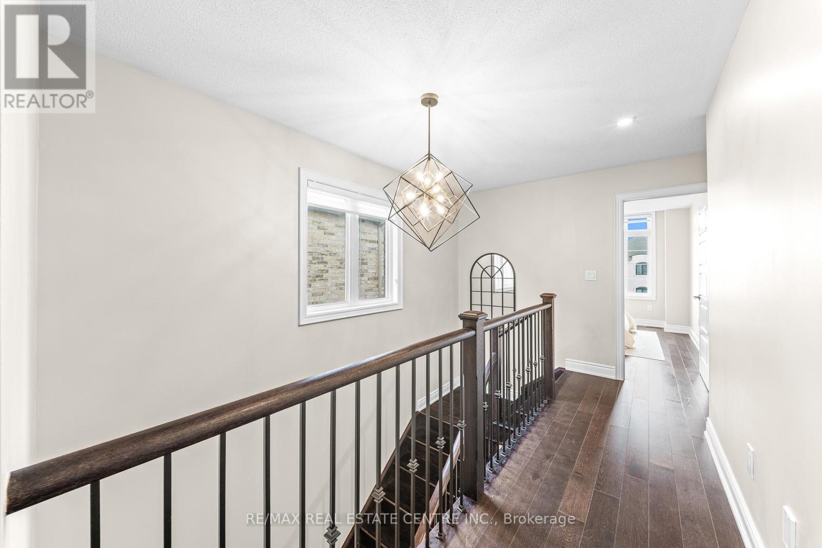 30 MERRIMAC DRIVE - 22