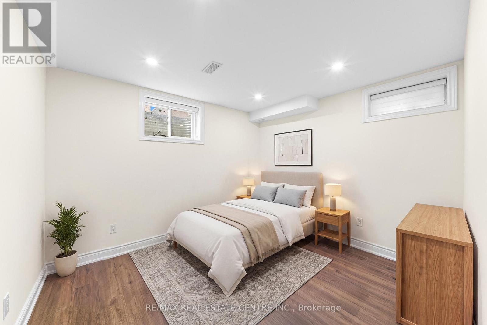 30 MERRIMAC DRIVE - 45