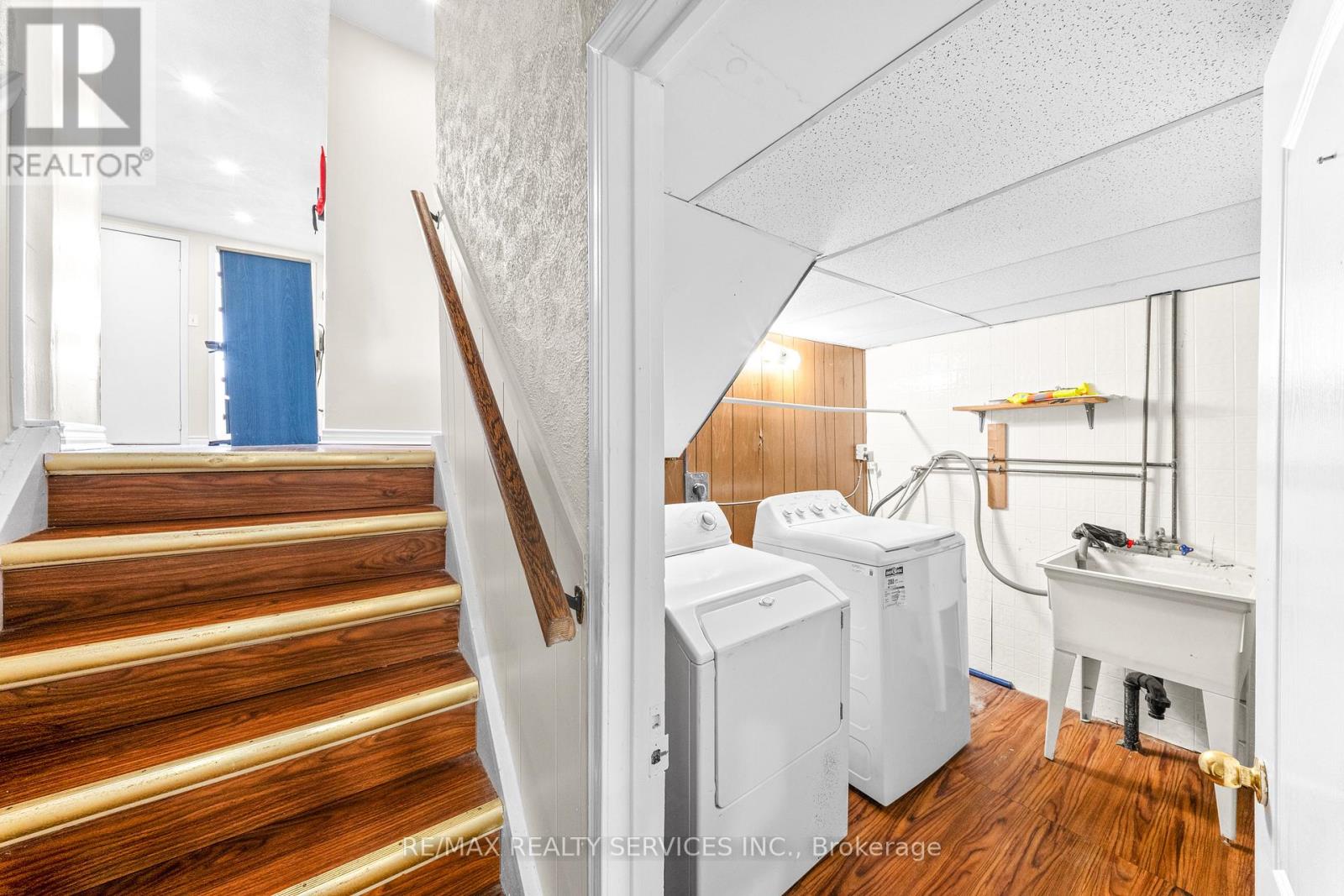 62 HORNE DRIVE - 38