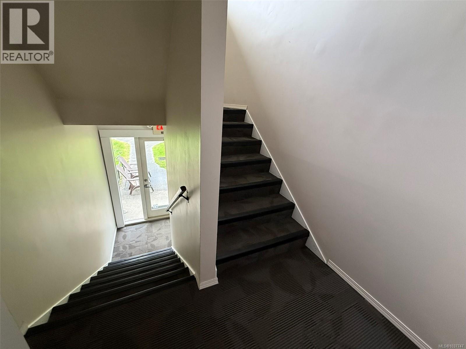 1111 Marine Dr - 16