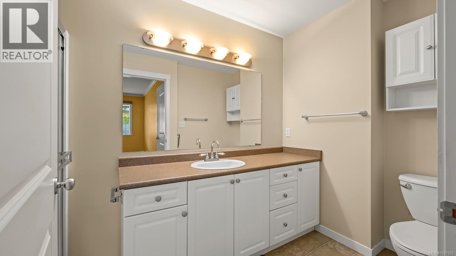 5 1050 8th St, Courtenay