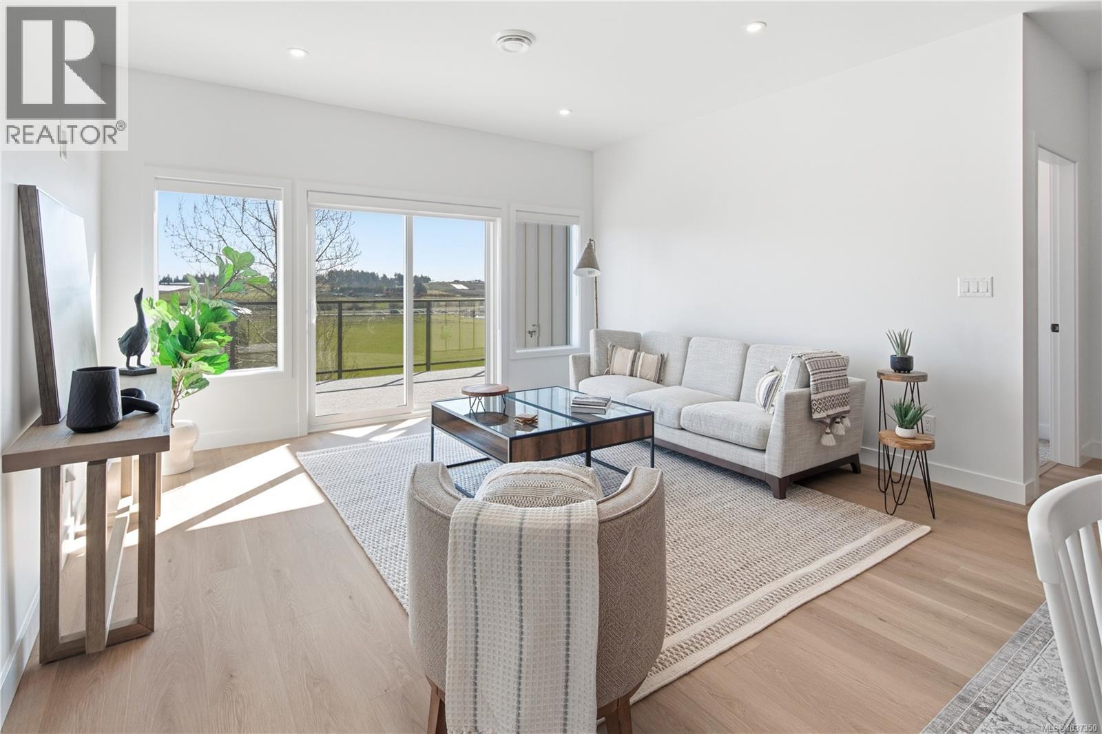 301 7057 Central Saanich Rd, Central Saanich