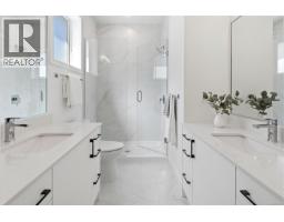 301 7057 Central Saanich Rd, Central Saanich, BC V8M1Y3 Photo 16