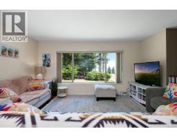 8045 Harmony Cres, Merville, BC V0R2M0 Photo 15
