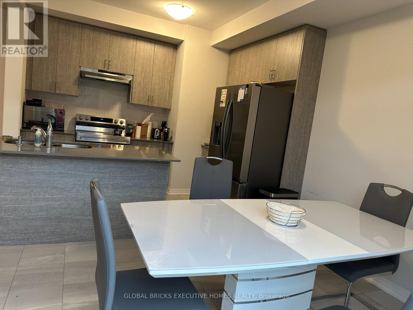 20 BLACKLOCK STREET - 10