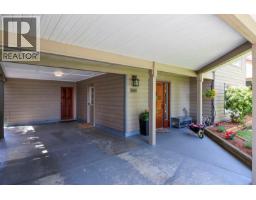 Mud room - 8045 Harmony Cres, Merville, BC V0R2M0 Photo 13