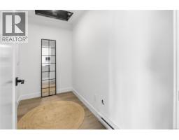 301 7057 Central Saanich Rd, Central Saanich, BC V8M1Y3 Photo 22