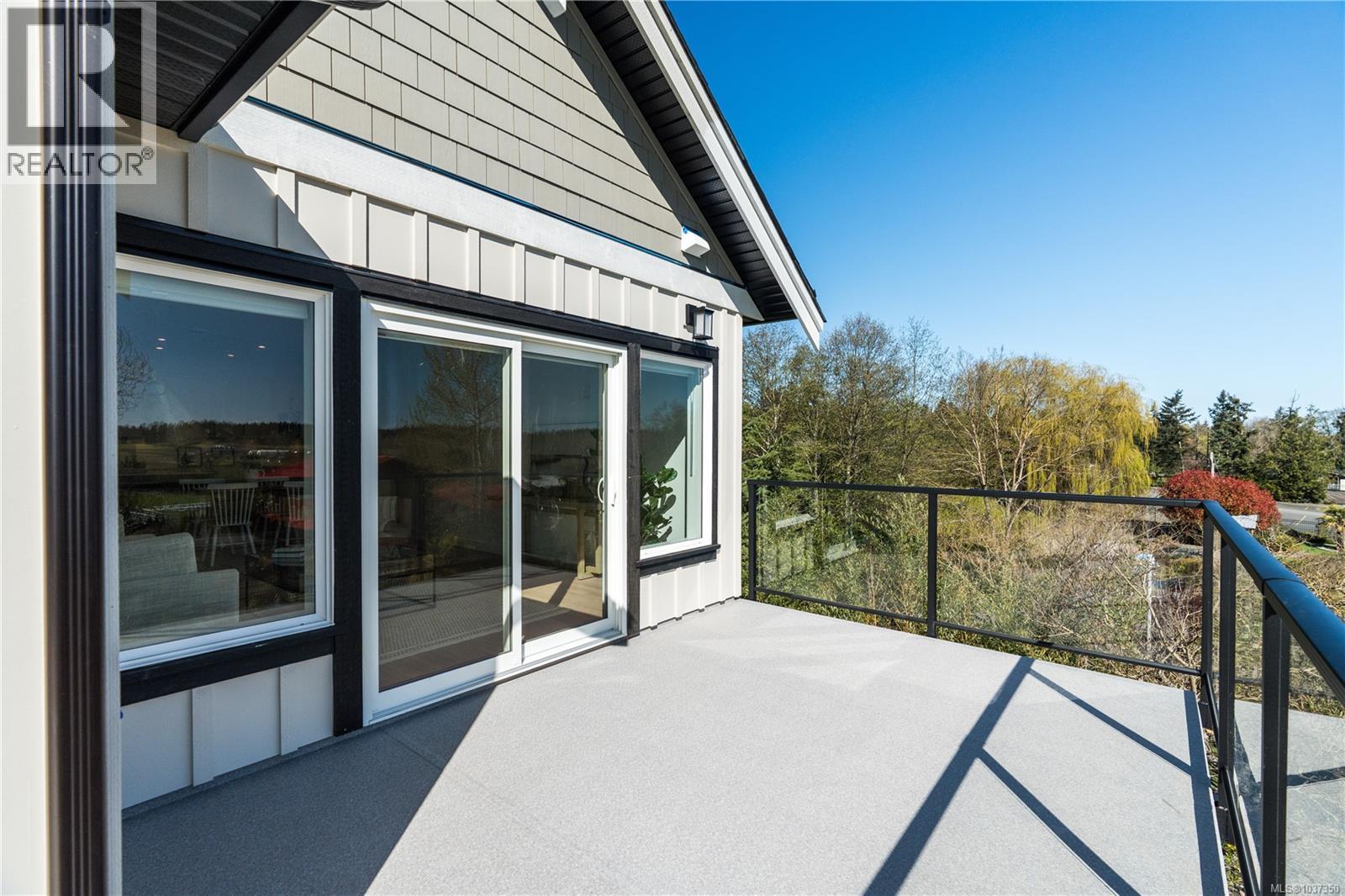 301 7057 Central Saanich Rd, Central Saanich