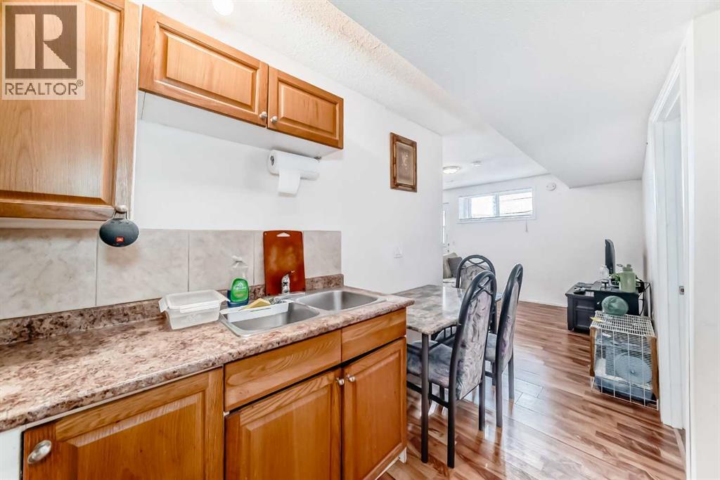 36 Saddleland Court NE - 38