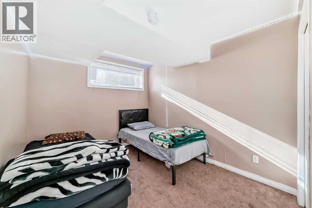 36 Saddleland Court NE - 39