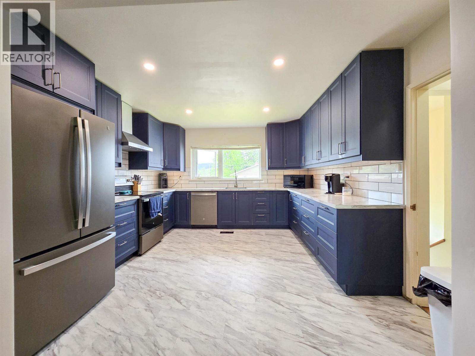 72 STEIN STREET - Image 3