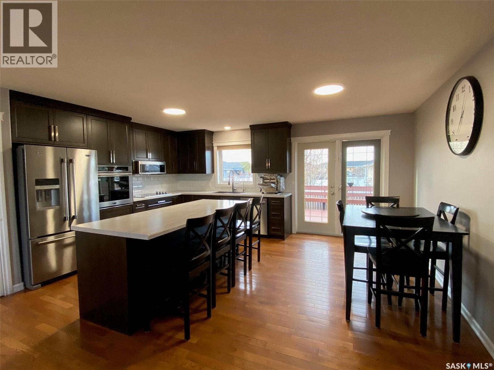 31 Ross DRIVE - 6