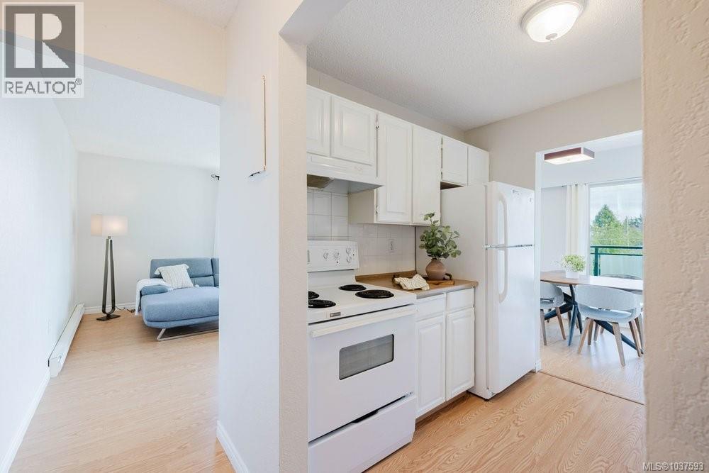 #306 1545 Pandora Ave - 9