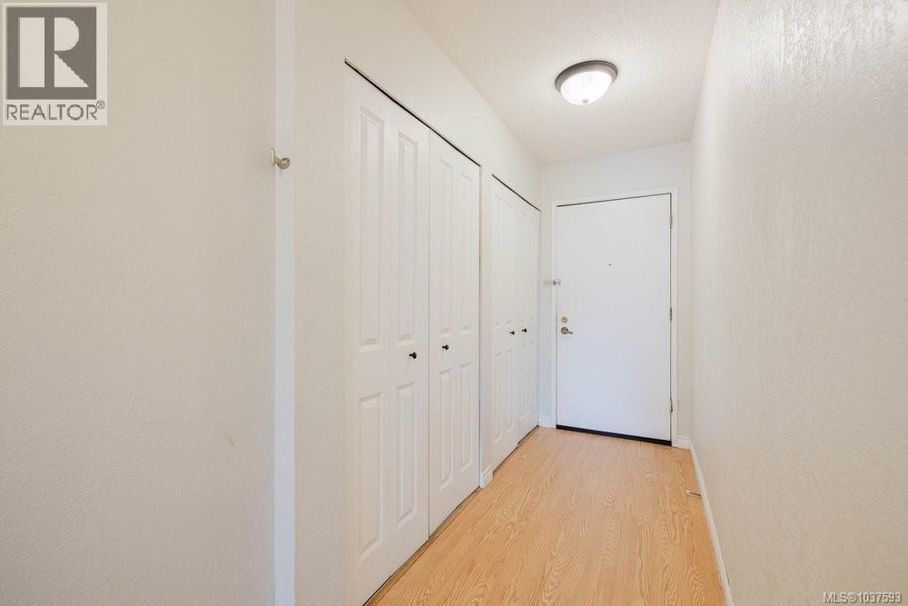 #306 1545 Pandora Ave - 13