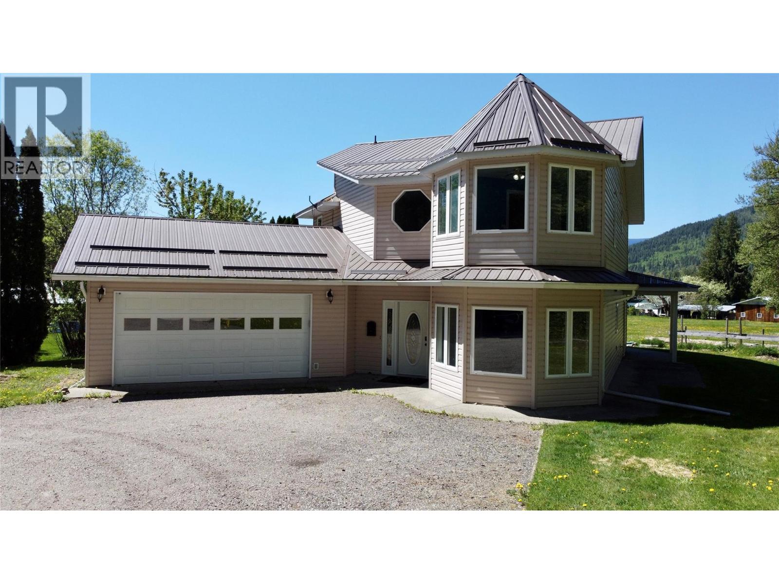 1830 Stepp Pit Road, Sicamous