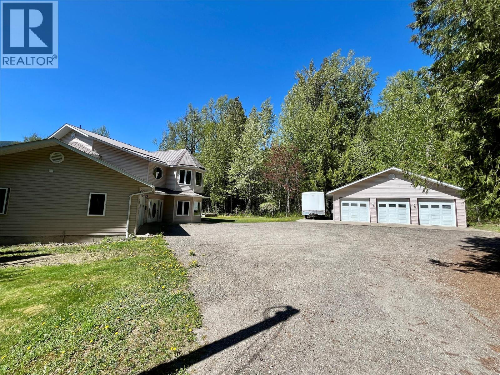 1830 Stepp Pit Road, Sicamous