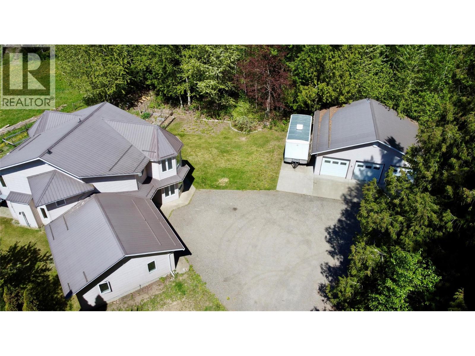 1830 Stepp Pit Road, Sicamous