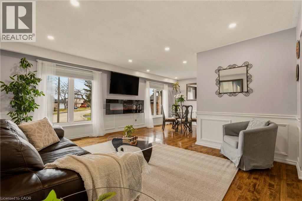 21 MILVERTON Close, Waterdown, Ontario, L8B0B1 — Photo 30