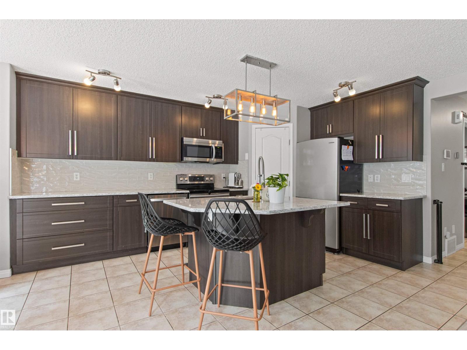 607 77 ST SW - 25