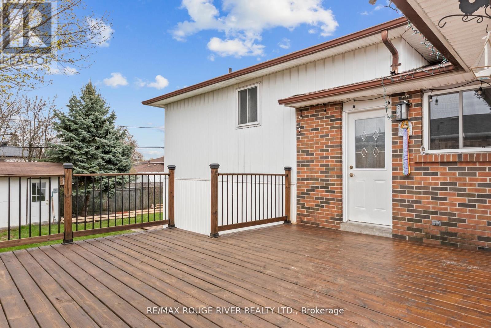 27 ARCHER DRIVE - 18