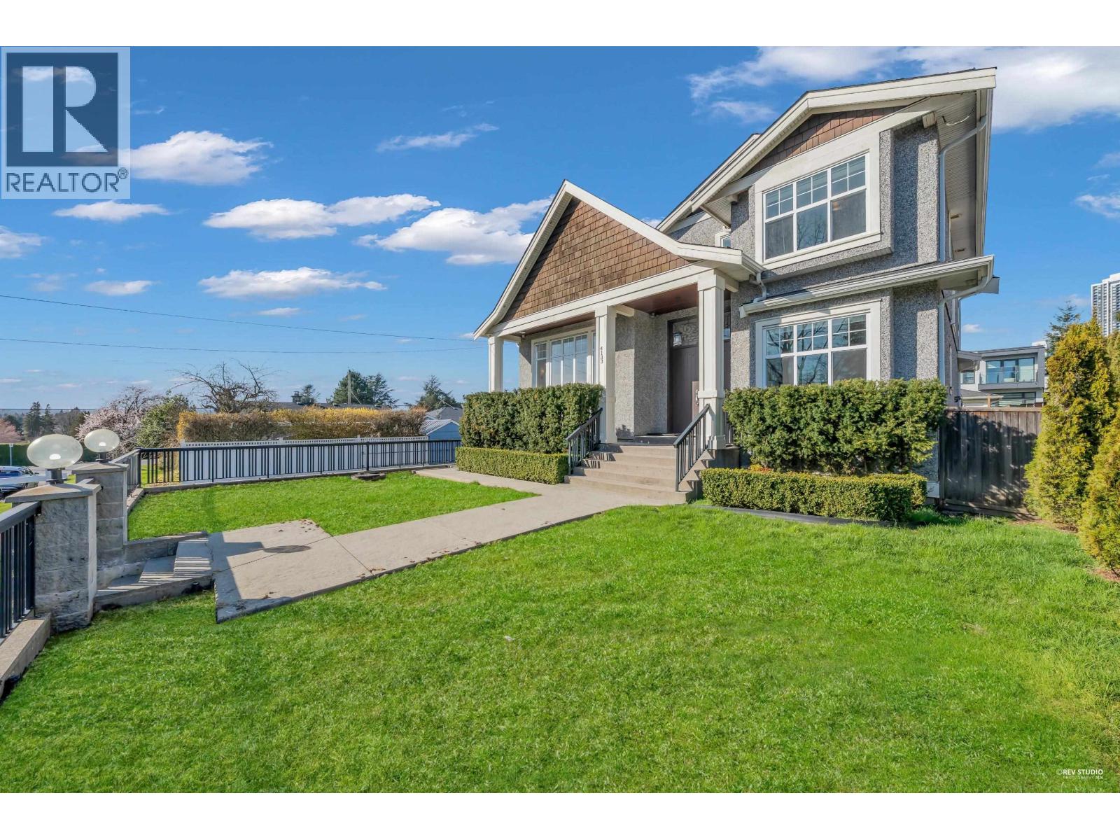 4133 VICTORY STREET, Burnaby