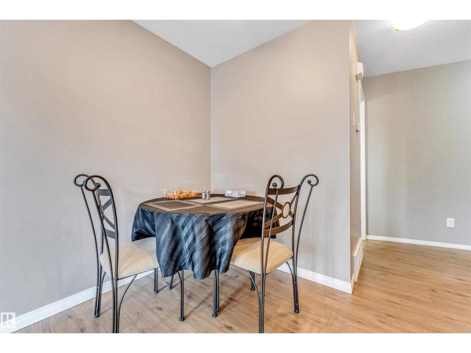 #135 150 EDWARDS DR SW - 24