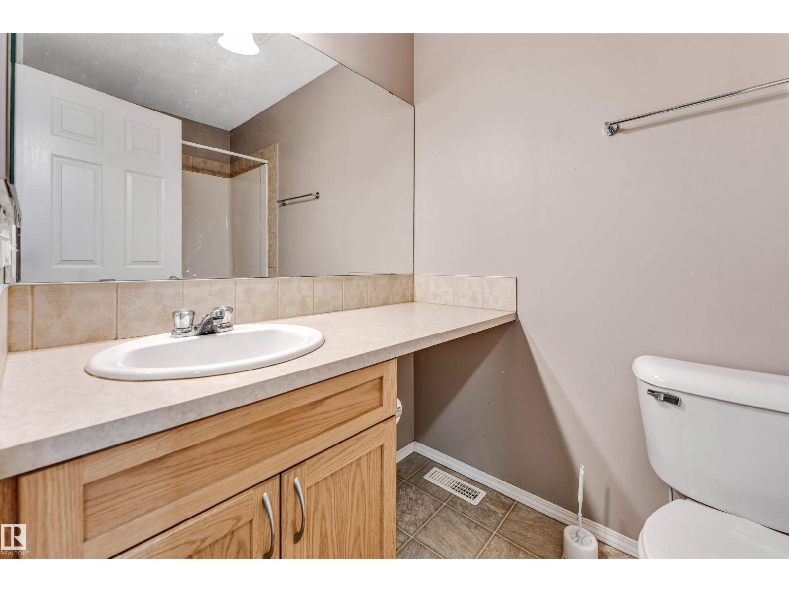 #135 150 EDWARDS DR SW - 35