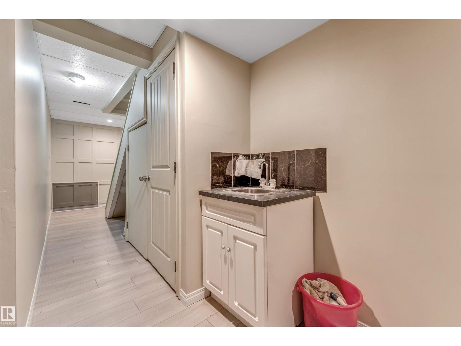 #135 150 EDWARDS DR SW - 39