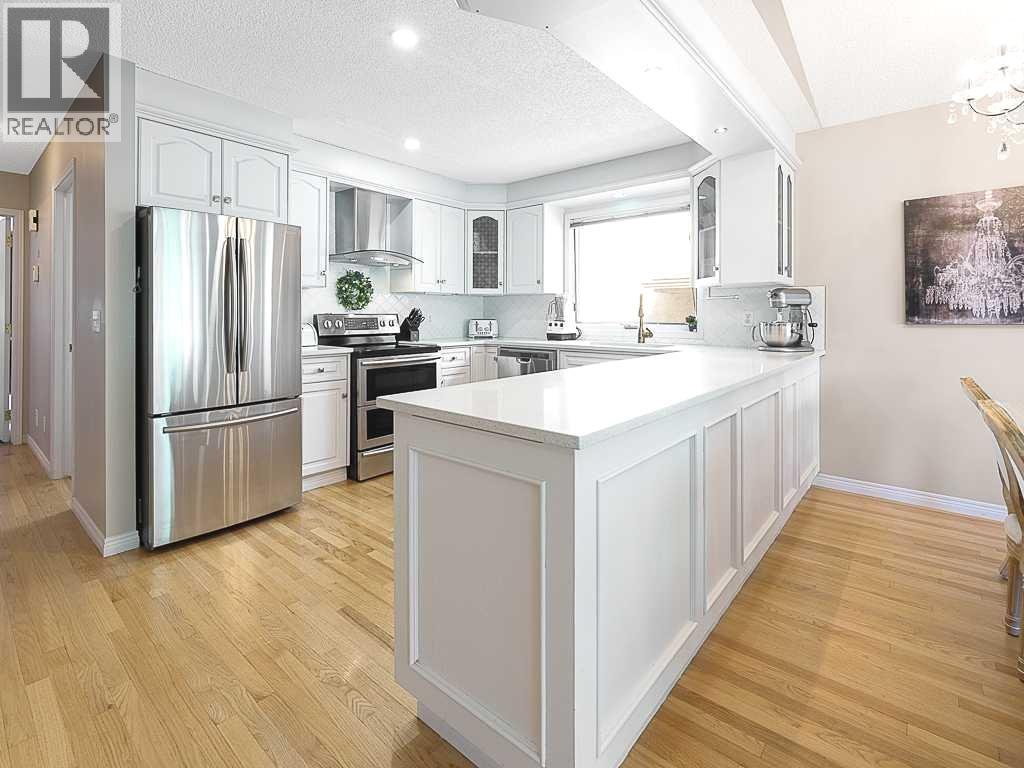 136 24 Avenue NW - 12