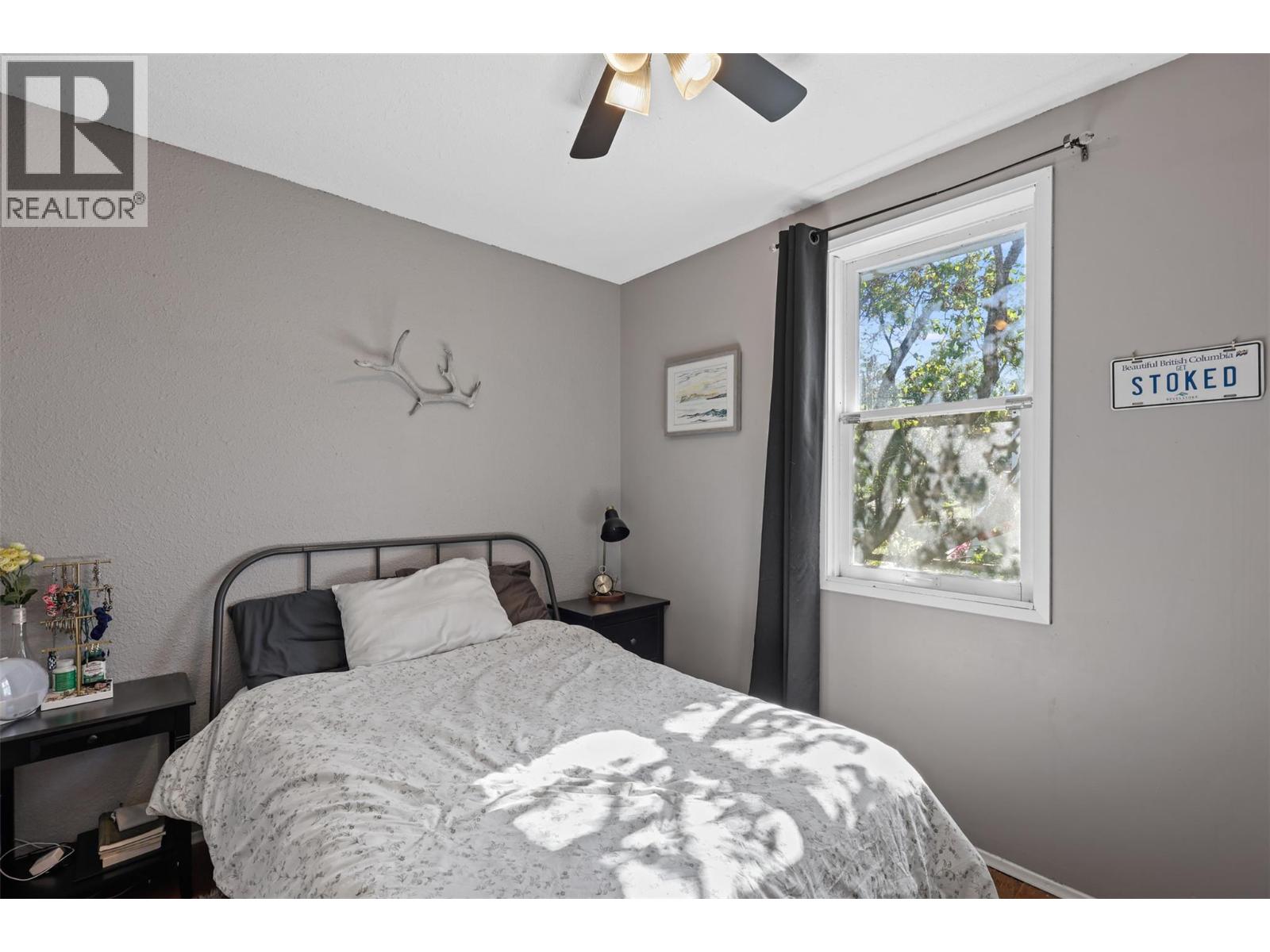 363 CAMPBELL Avenue - 18