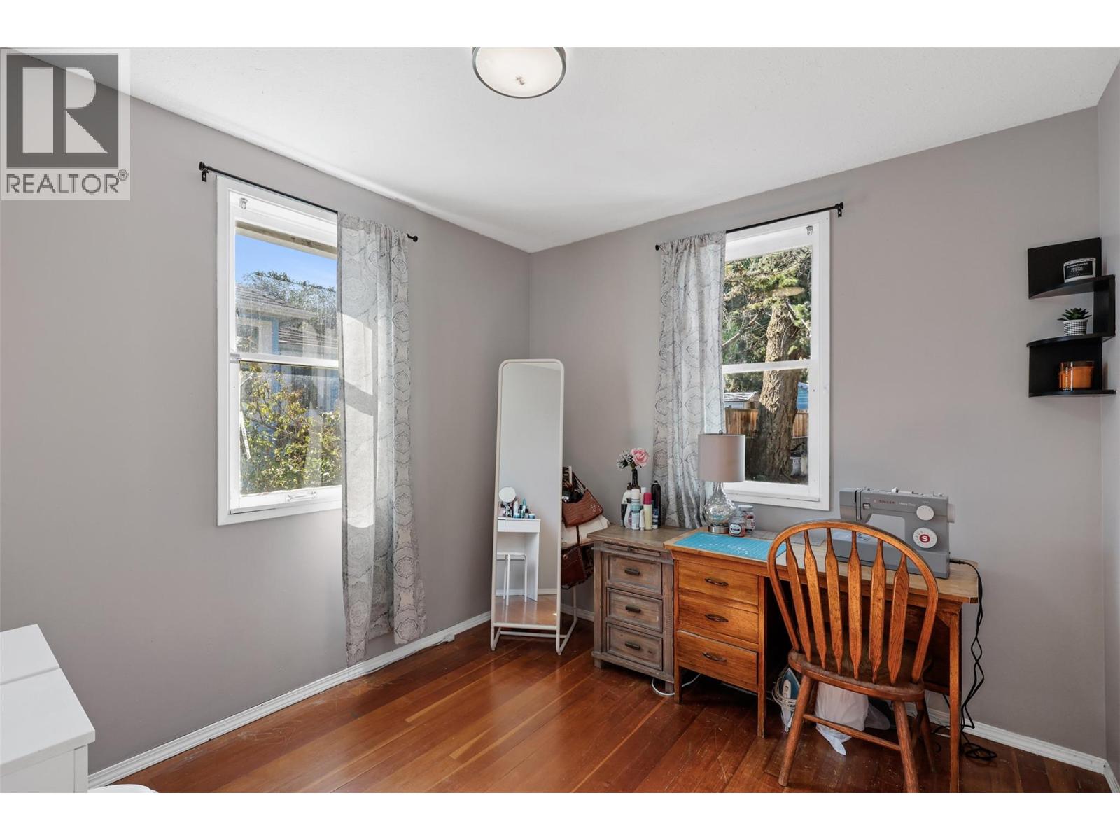363 CAMPBELL Avenue - 16