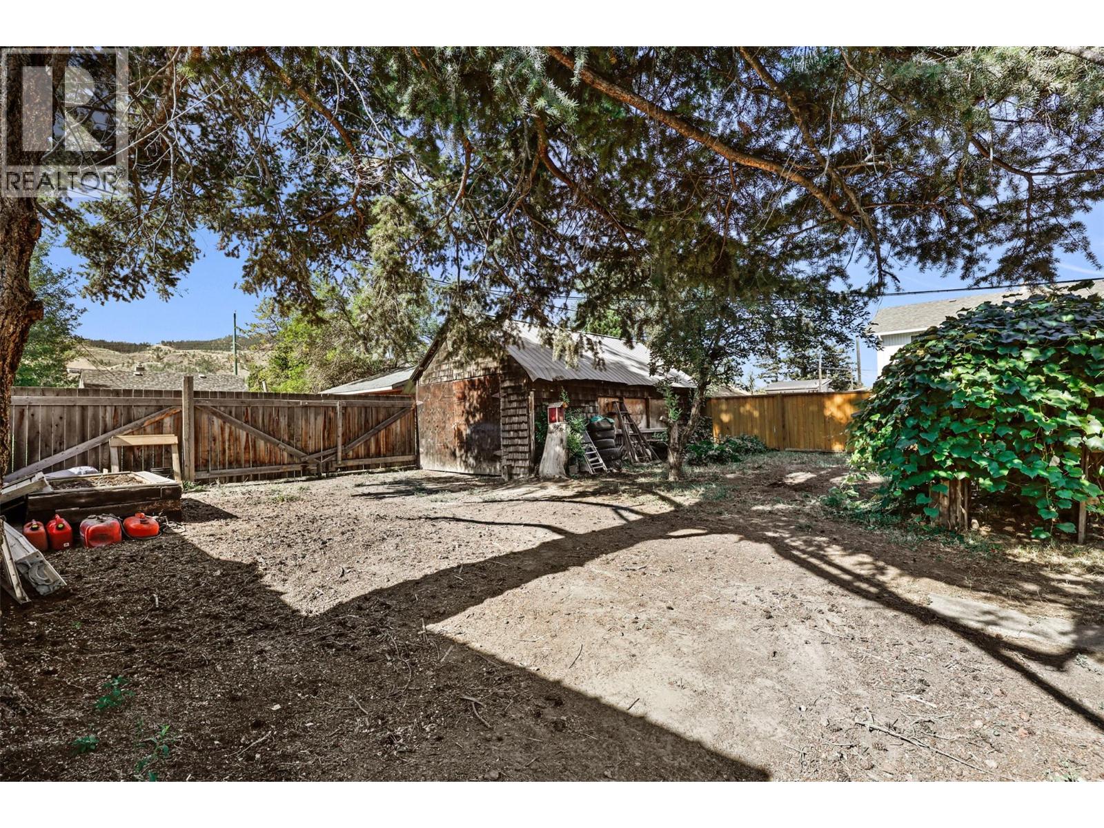 363 CAMPBELL Avenue - 28