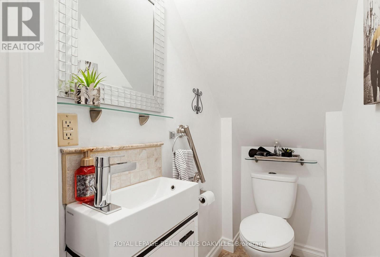 1310 TANSLEY DRIVE - 22