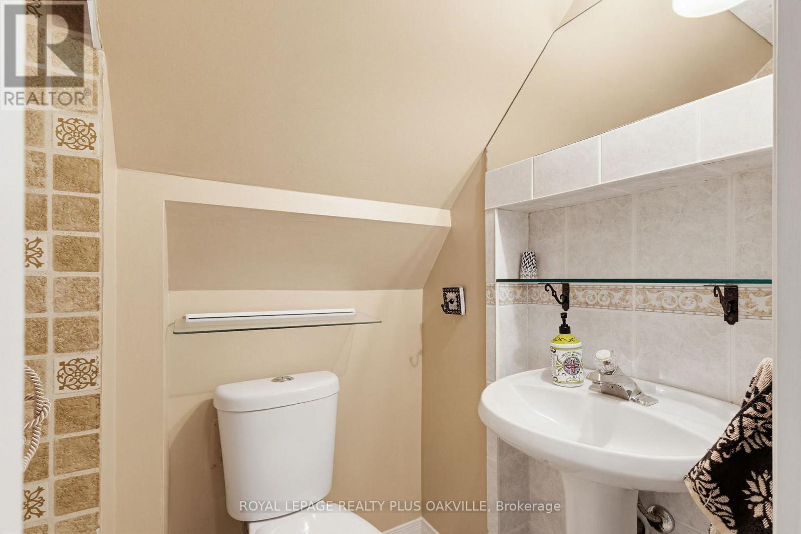 1310 TANSLEY DRIVE - 34