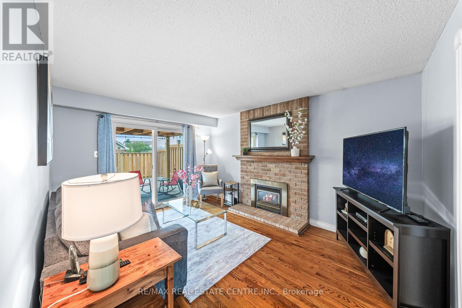 98 MIKADO CRESCENT - 14