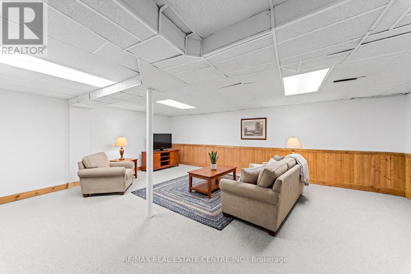 98 MIKADO CRESCENT - 46