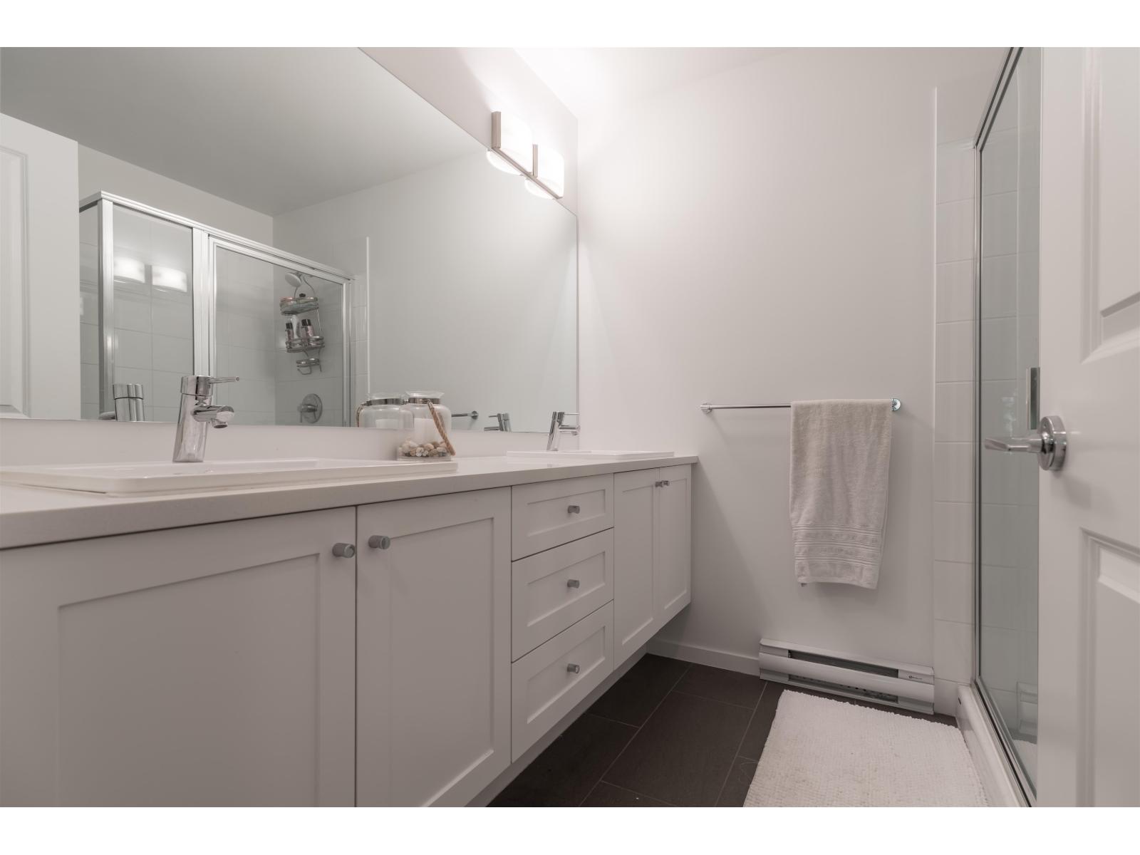 80 158 171 STREET, Surrey
