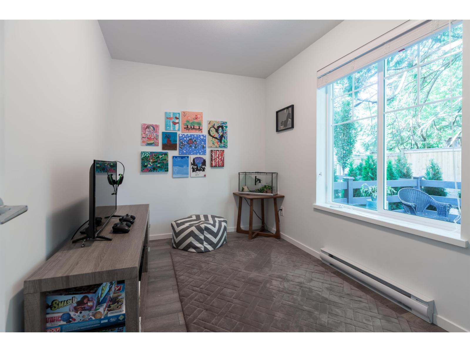 80 158 171 STREET, Surrey