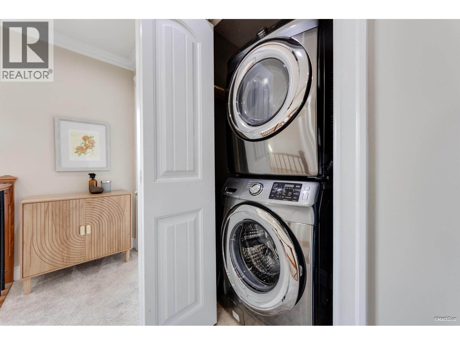 2101 LORRAINE AVENUE, Coquitlam