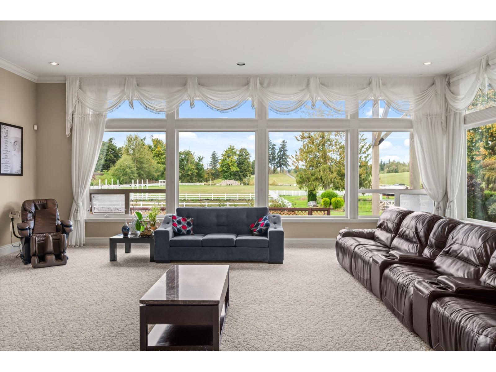 667 248 STREET, Langley