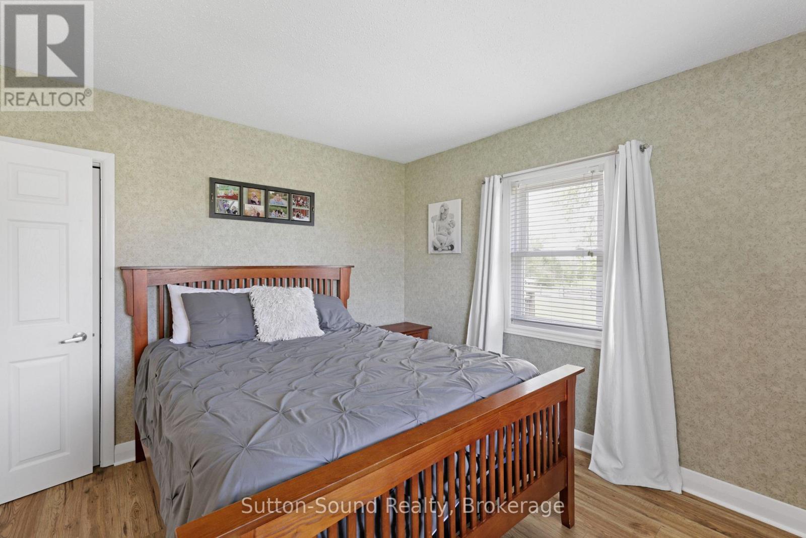 018389 BRUCE ROAD 10 - 16