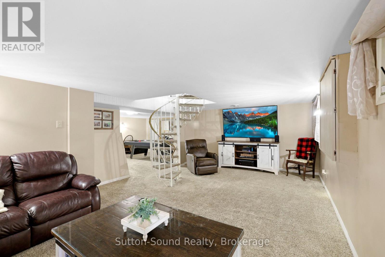 018389 BRUCE ROAD 10 - 26