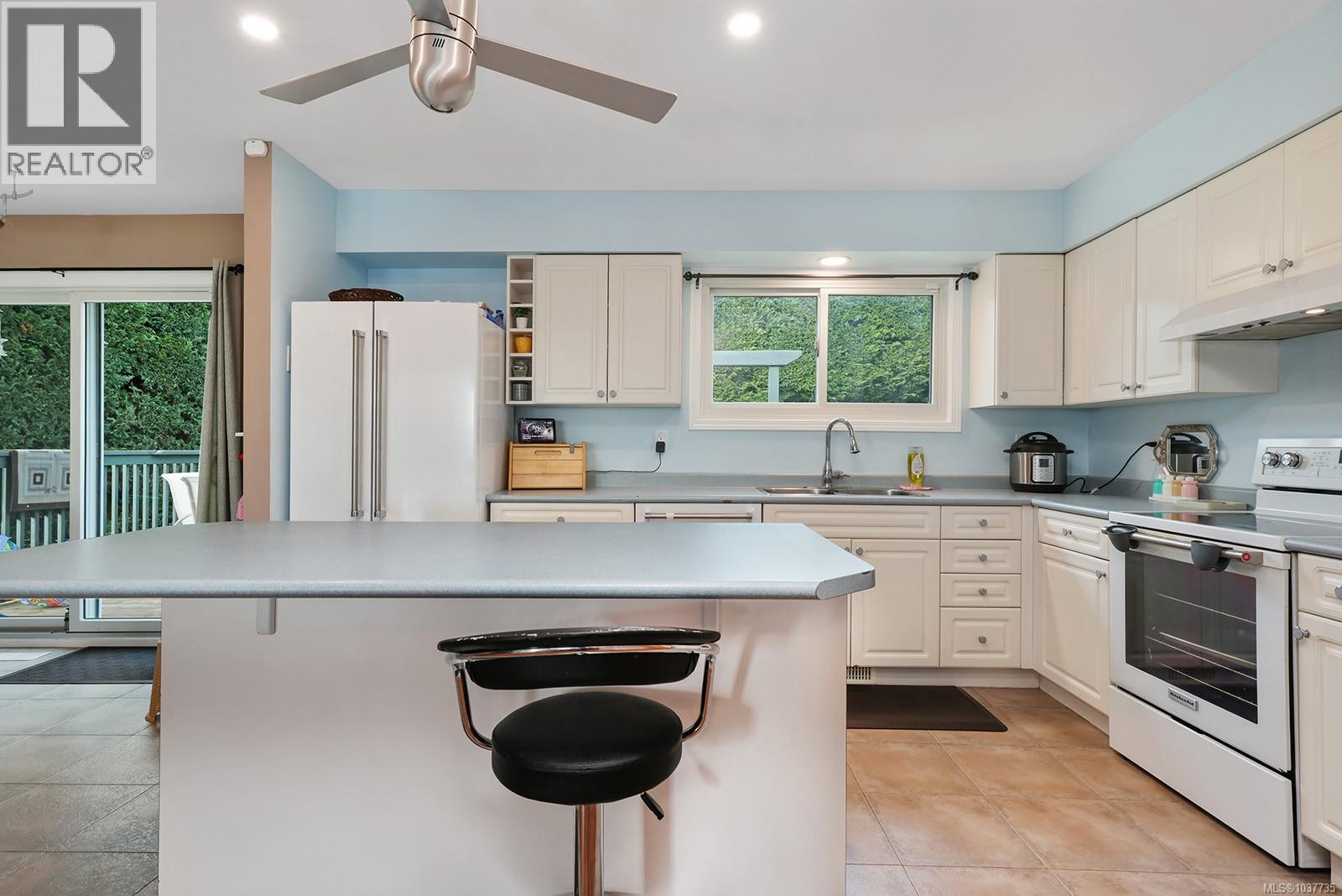 724 Galerno Rd - 10