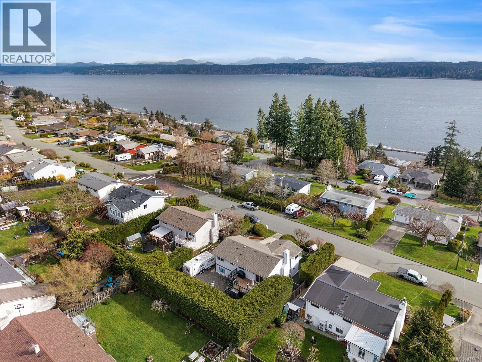 724 Galerno Rd, Campbell River